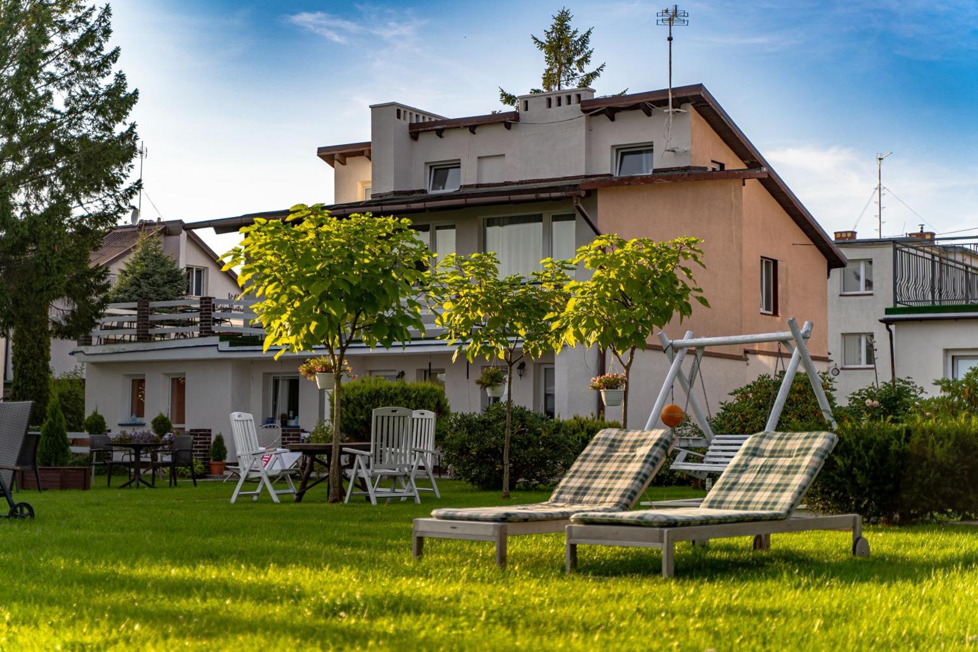 Avista Mielno Hotel Uniescie Bagian luar foto