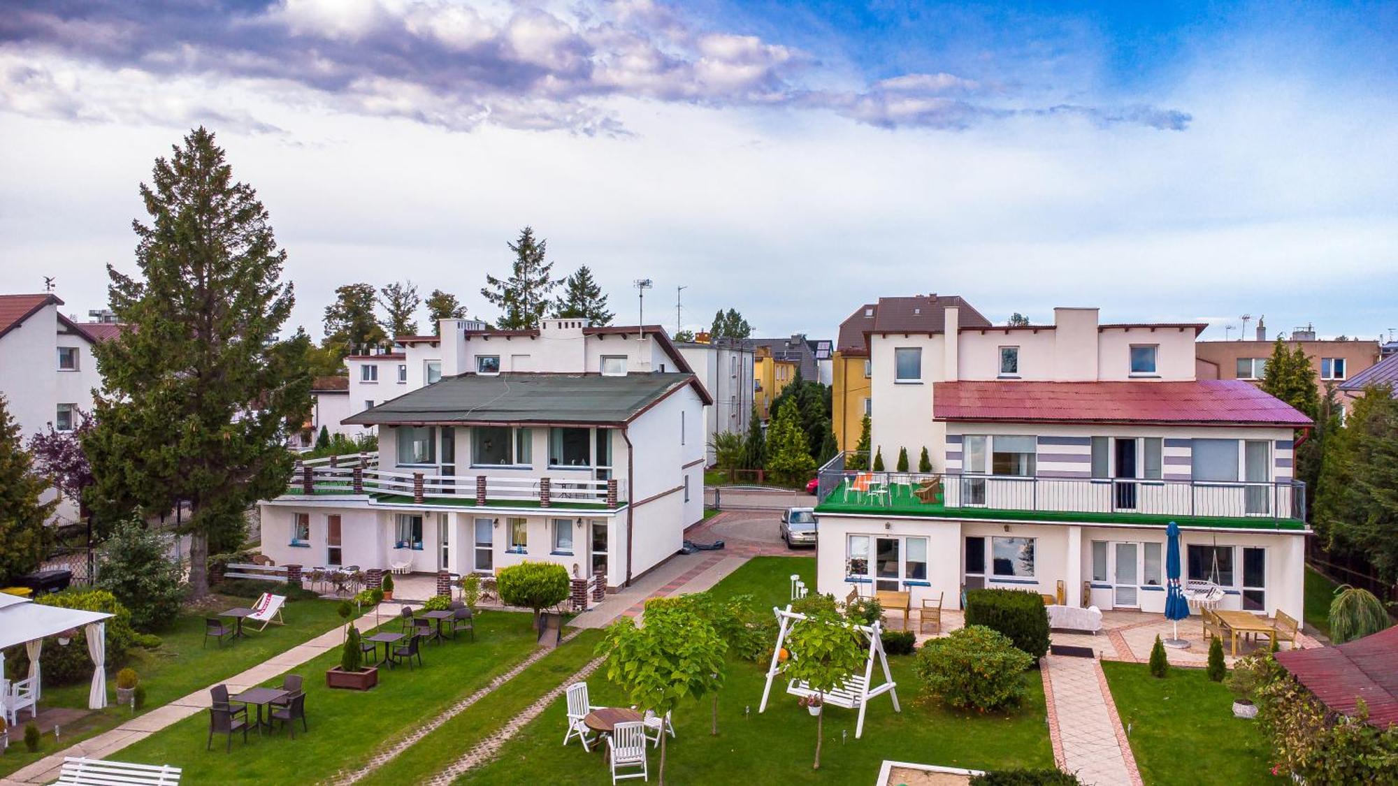 Avista Mielno Hotel Uniescie Bagian luar foto